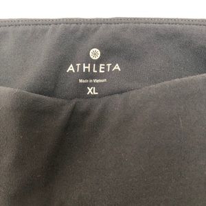 Athleta cropped peek a boo leg- bottom back